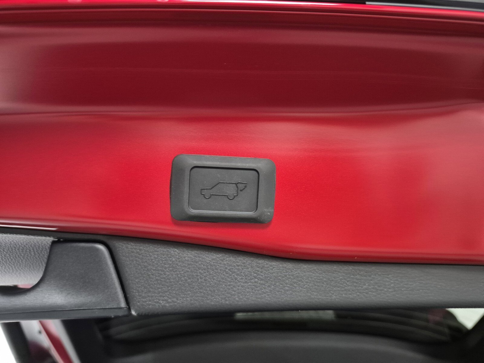 New 2025 Toyota RAV4 XSE image 7