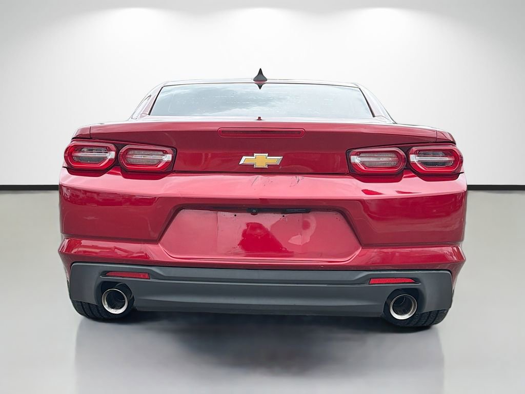 Used 2021 Chevrolet Camaro LT w/ Technology Package image 4
