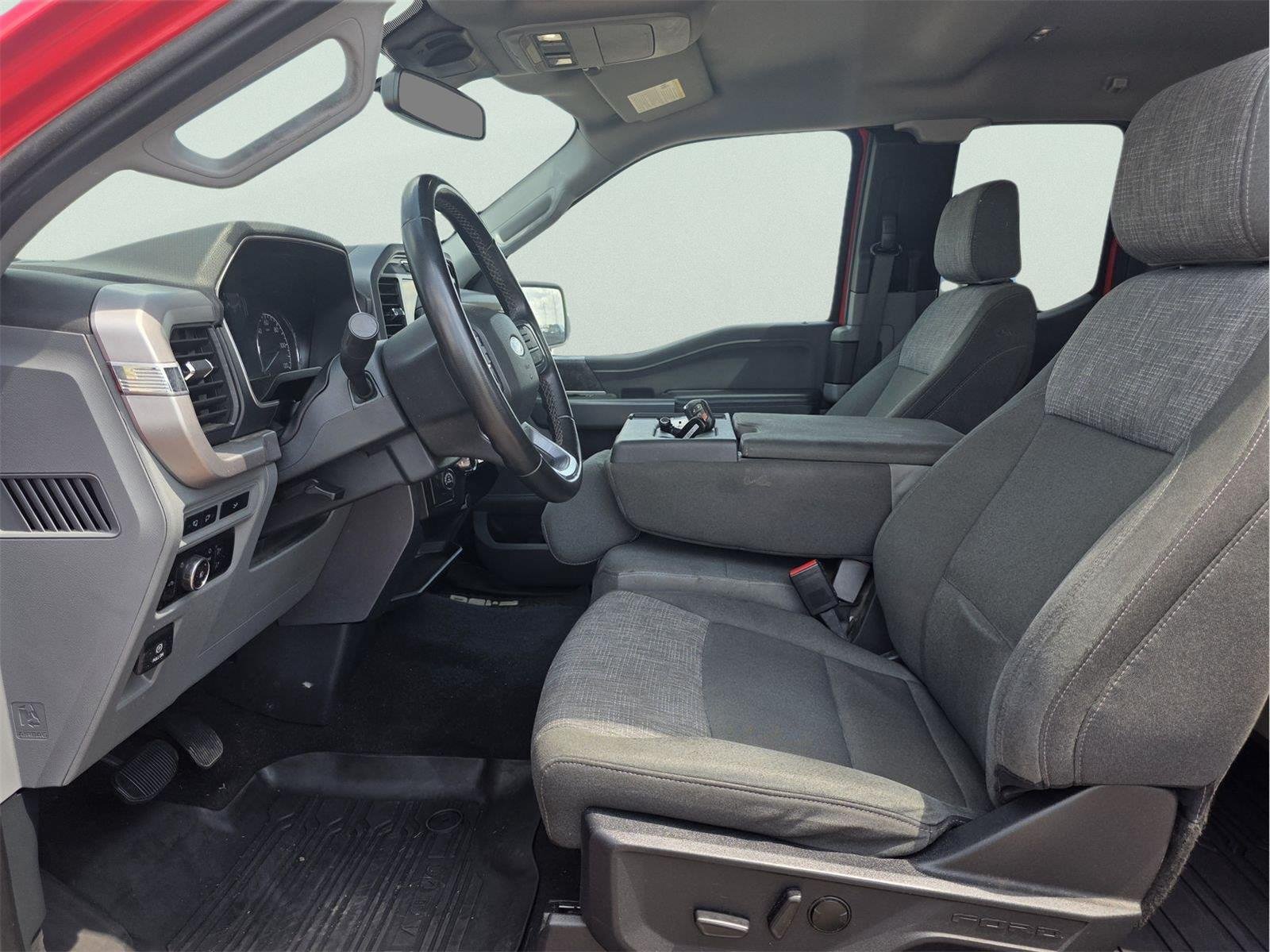 Used 2023 Ford F150 XLT w/ Equipment Group 302A High RWD image 19