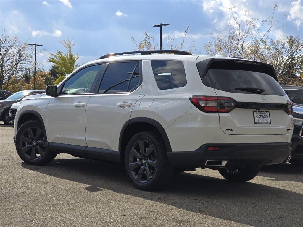 New 2025 Honda Pilot Sport image 14