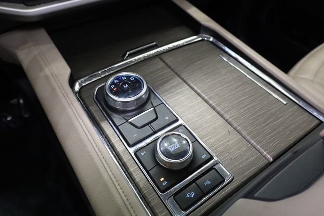 Used 2023 Ford Expedition Limited image 24