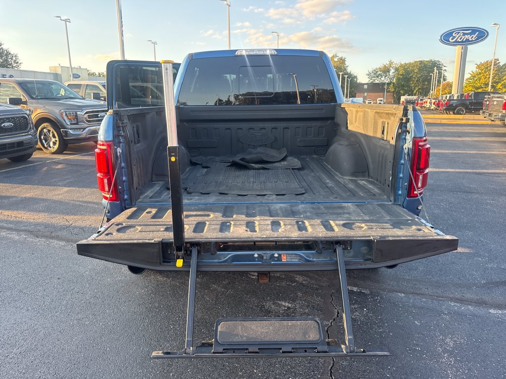 Used 2019 Ford F150 Raptor w/ Equipment Group 802A Luxury AWD/4WD image 31