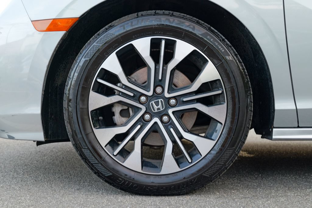 Used 2025 Honda Odyssey Elite image 13