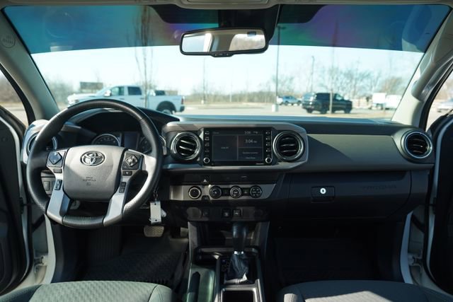 Used 2020 Toyota Tacoma SR5 image 23