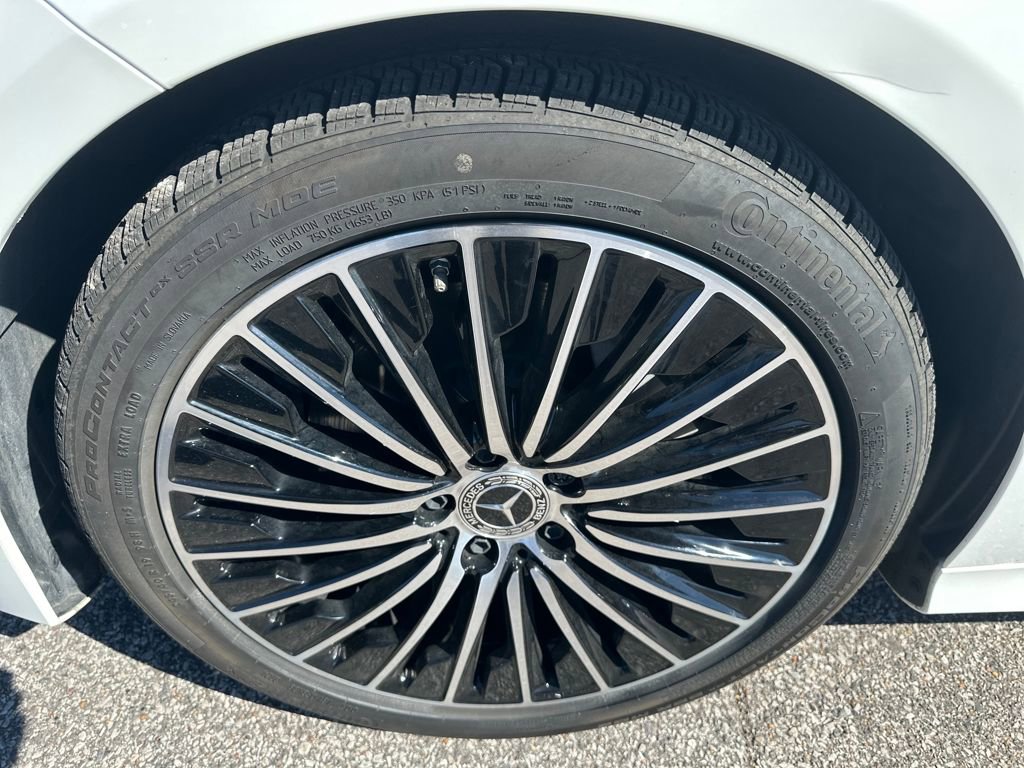 Certified 2025 Mercedes-Benz CLE 300 4MATIC Coupe image 15