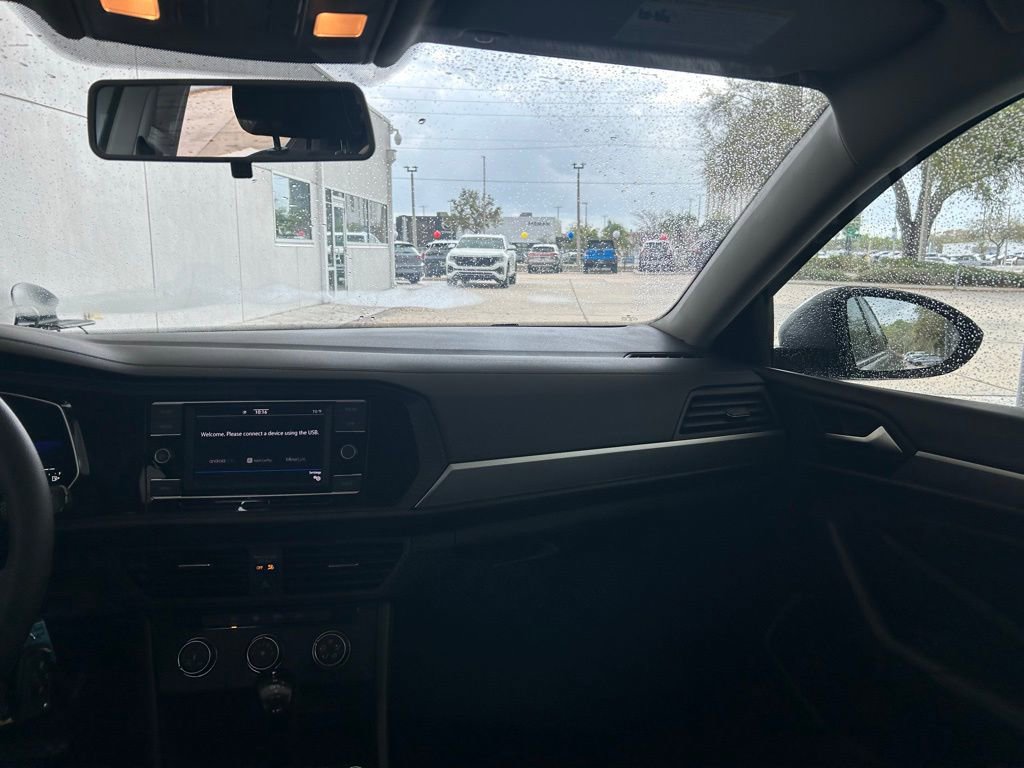 Used 2022 Volkswagen Jetta S image 10