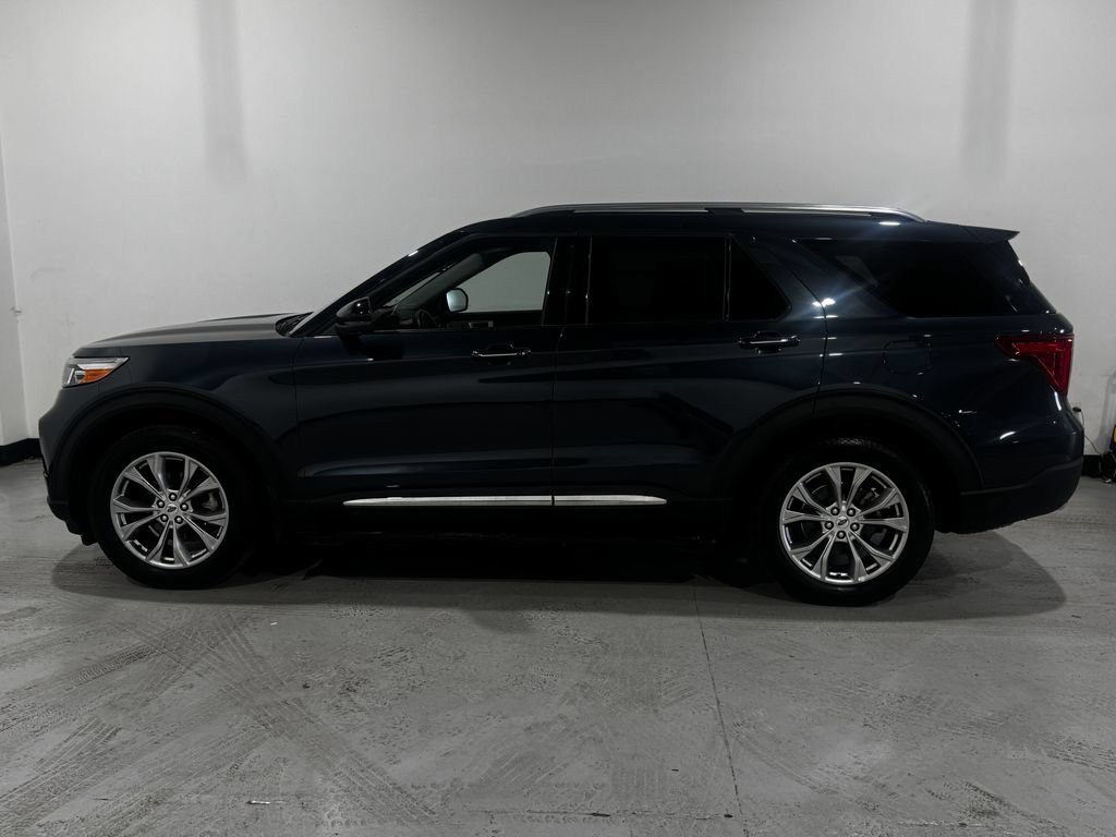 Used 2022 Ford Explorer Limited w/ Class IV Trailer Tow Package AWD/4WD image 13