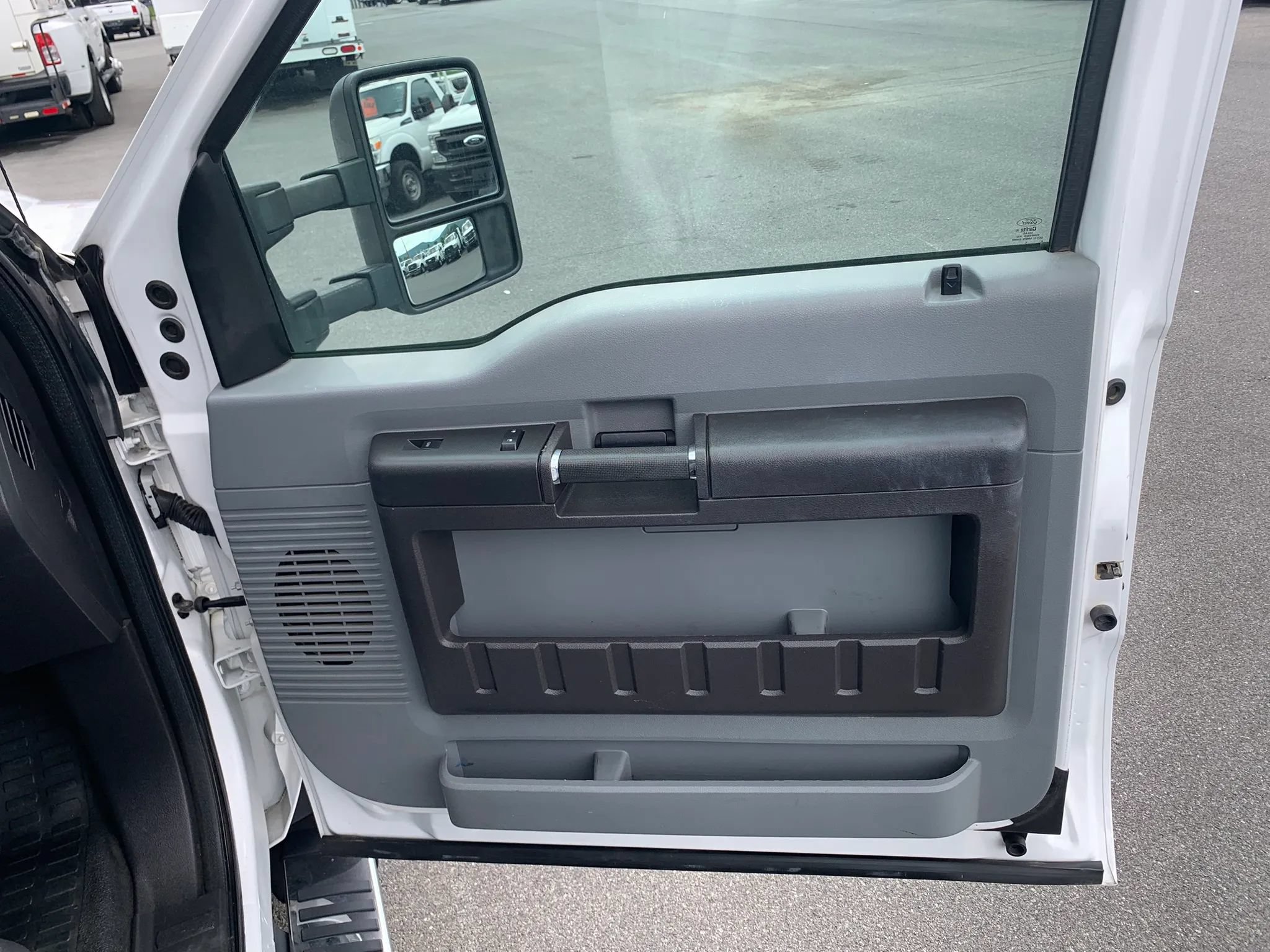 Used 2015 Ford F450 XL w/ Power Equipment Group AWD/4WD image 23