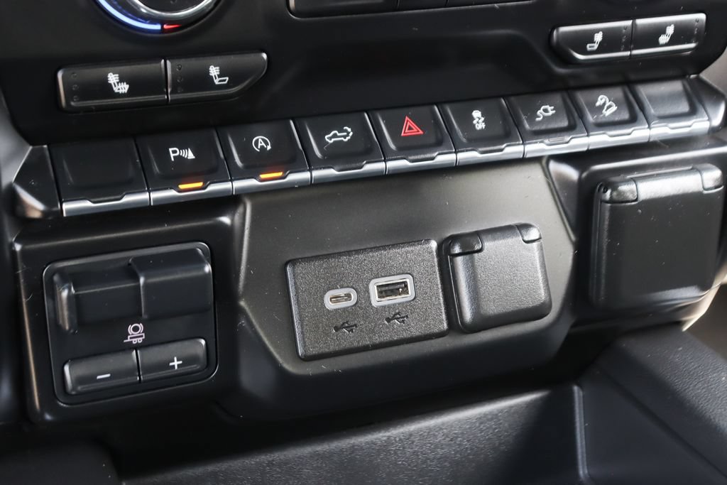 Used 2021 Chevrolet Silverado 1500 RST AWD/4WD image 34