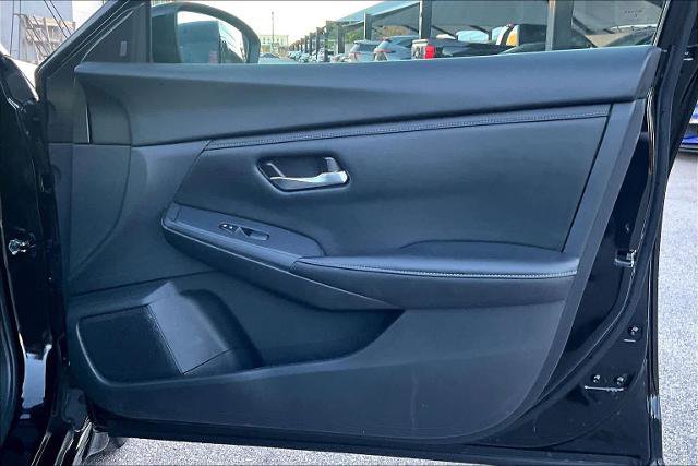 Certified 2025 Nissan Sentra SV image 21