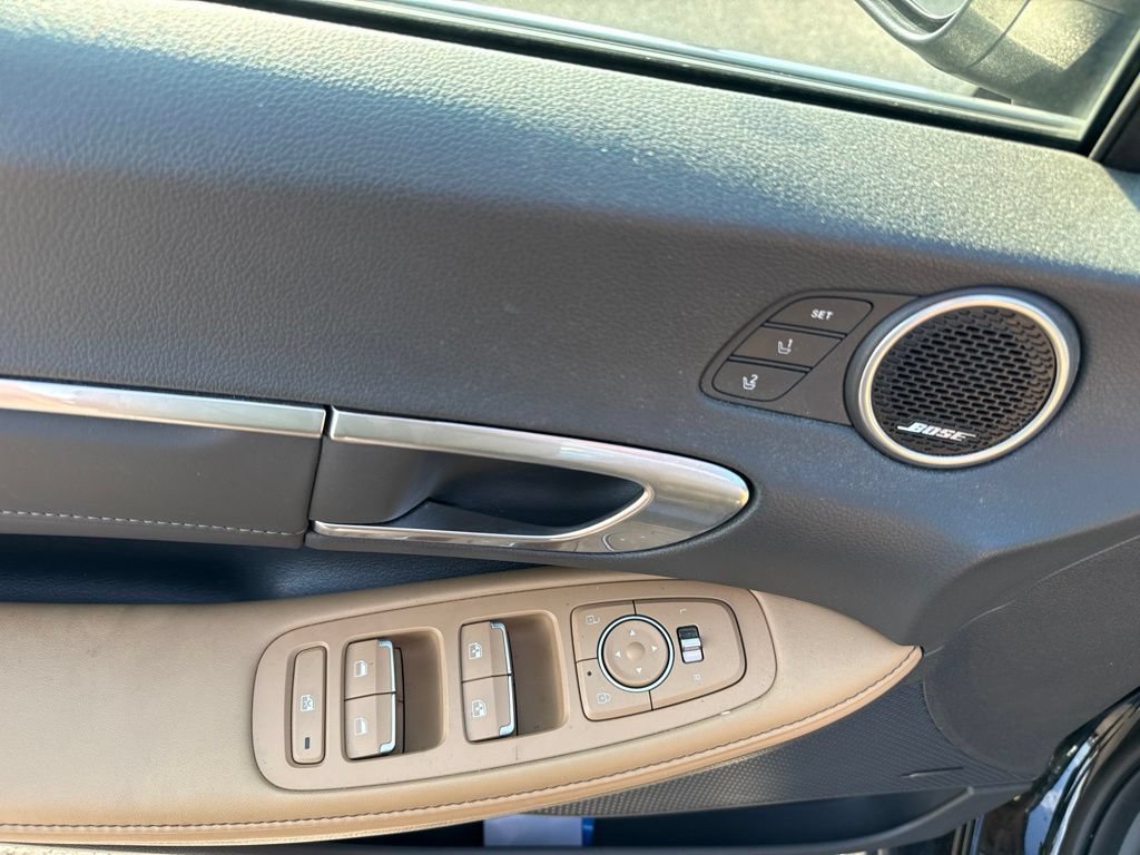 Used 2023 Hyundai Sonata Limited FWD image 16
