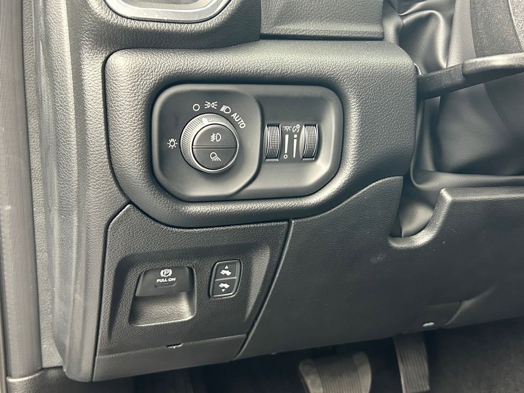 Used 2026 RAM 1500 Laramie w/ Night Edition image 14