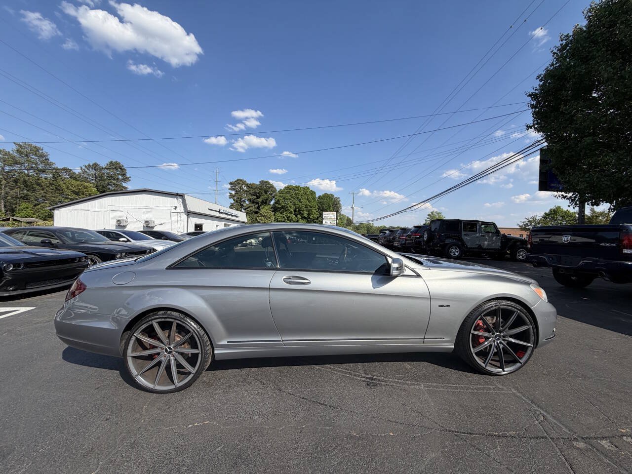 Used 2011 Mercedes-Benz CL 550 4MATIC image 4