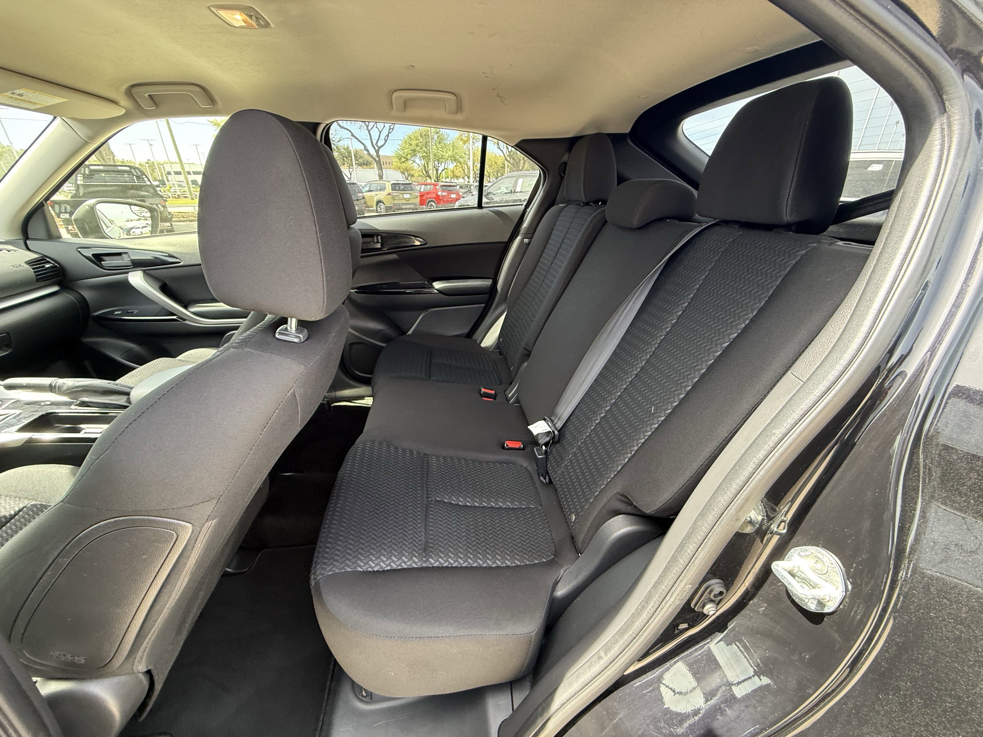 Used 2024 Mitsubishi Eclipse Cross LE image 29