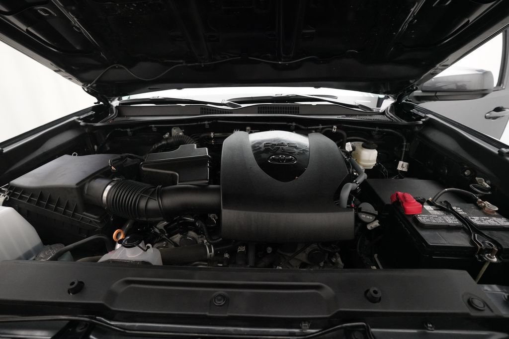 Used 2023 Toyota Tacoma SR AWD/4WD image 3