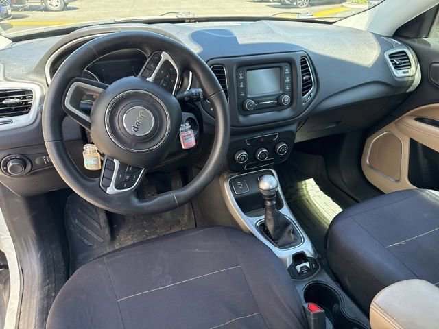 Used 2017 Jeep Compass Sport FWD image 7