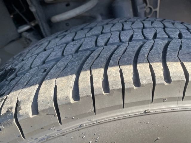 Used 2022 Ford F250 Platinum w/ FX4 Off-Road Package image 28