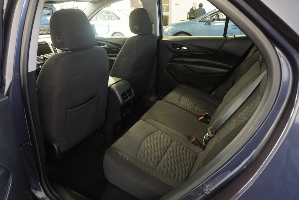 Used 2018 Chevrolet Equinox LT w/ Sun & Infotainment Package image 23