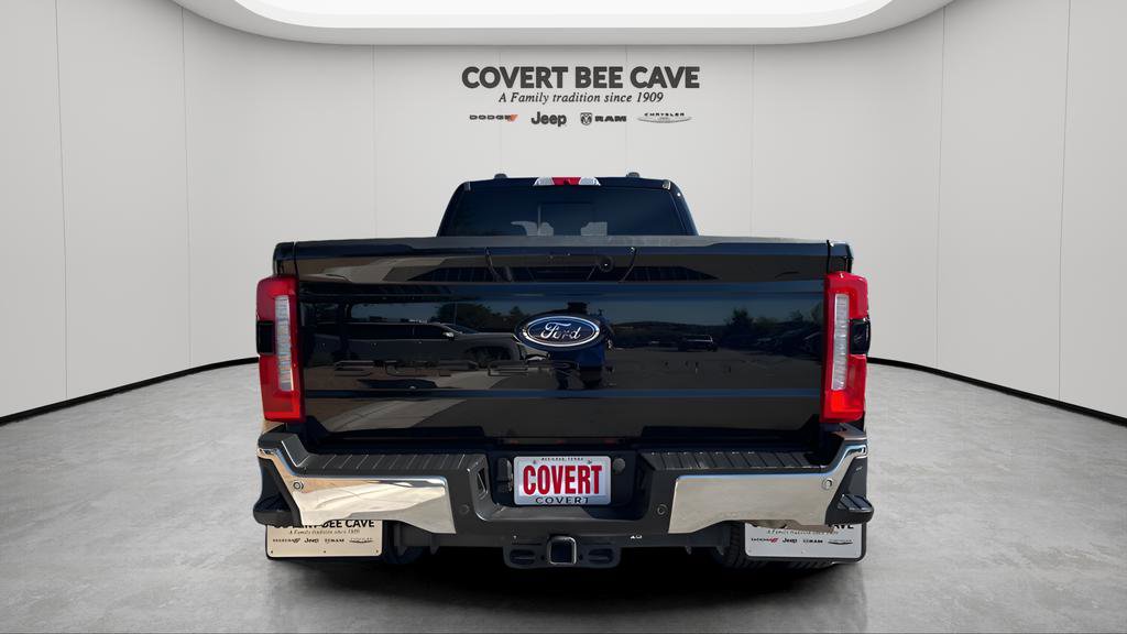 Used 2023 Ford F350 Lariat w/ Snow Plow Prep Package image 8