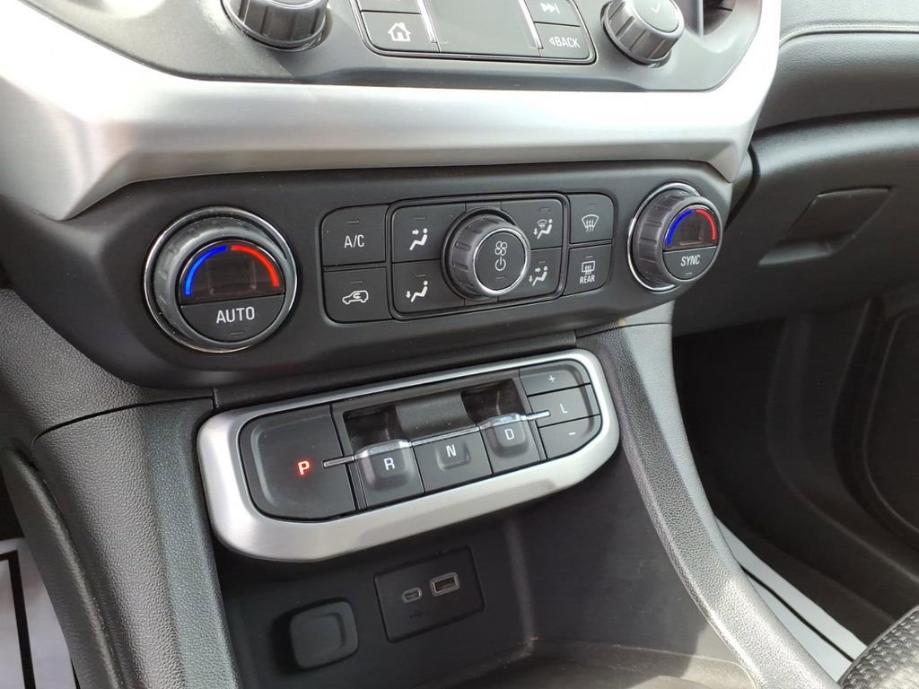 Used 2021 GMC Acadia SLE FWD image 21
