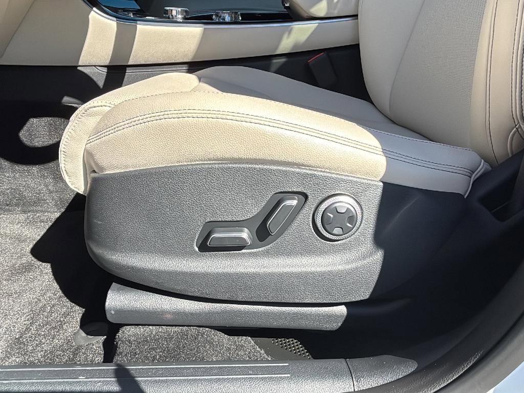 Certified 2026 Genesis GV70 2.5T image 19