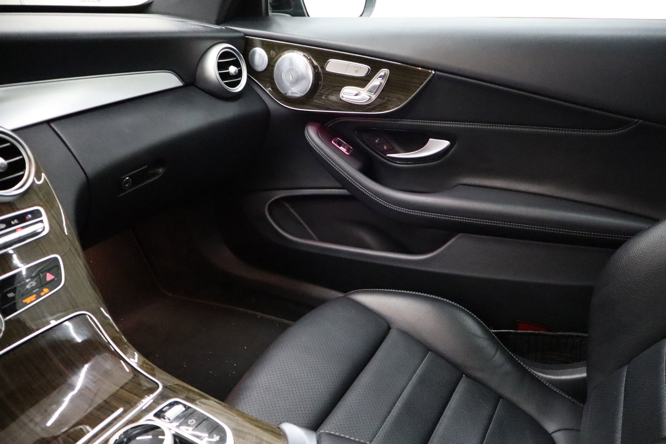 Used 2021 Mercedes-Benz C 300 4MATIC Coupe image 25