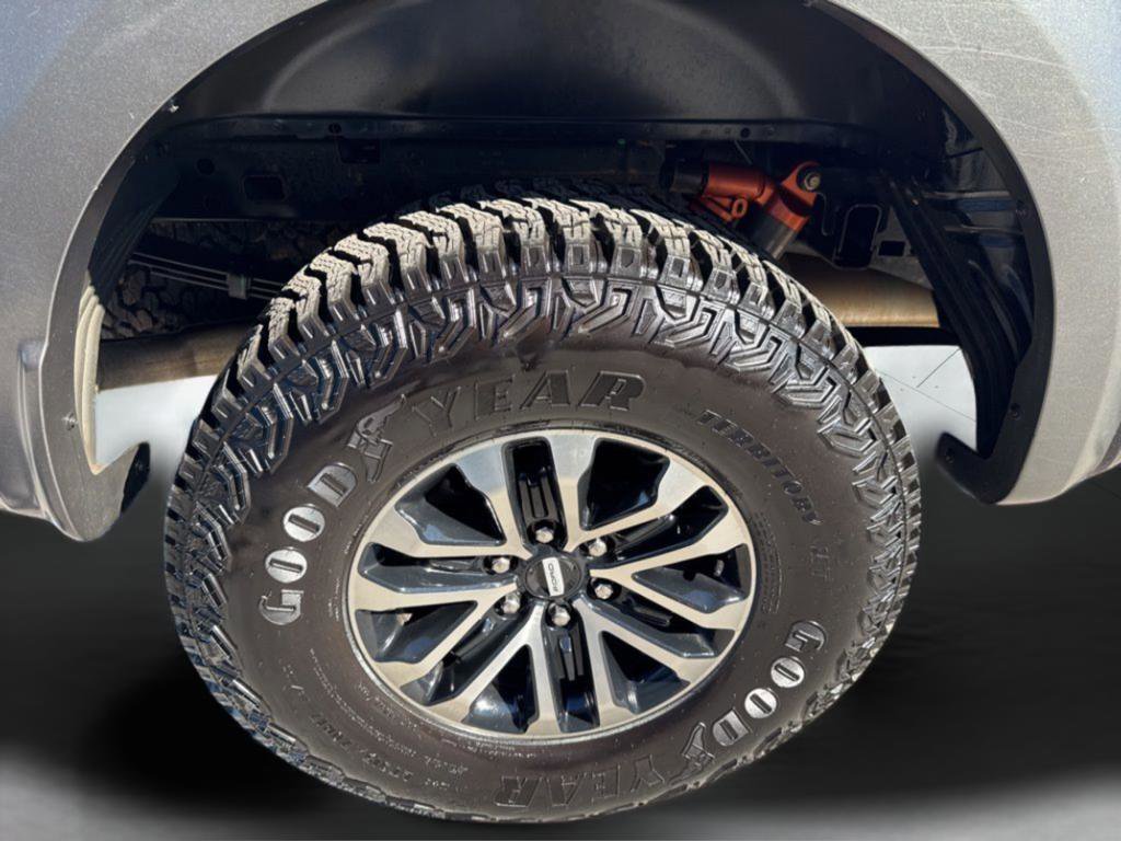 Used 2020 Ford F150 Raptor w/ Equipment Group 801A Mid image 43