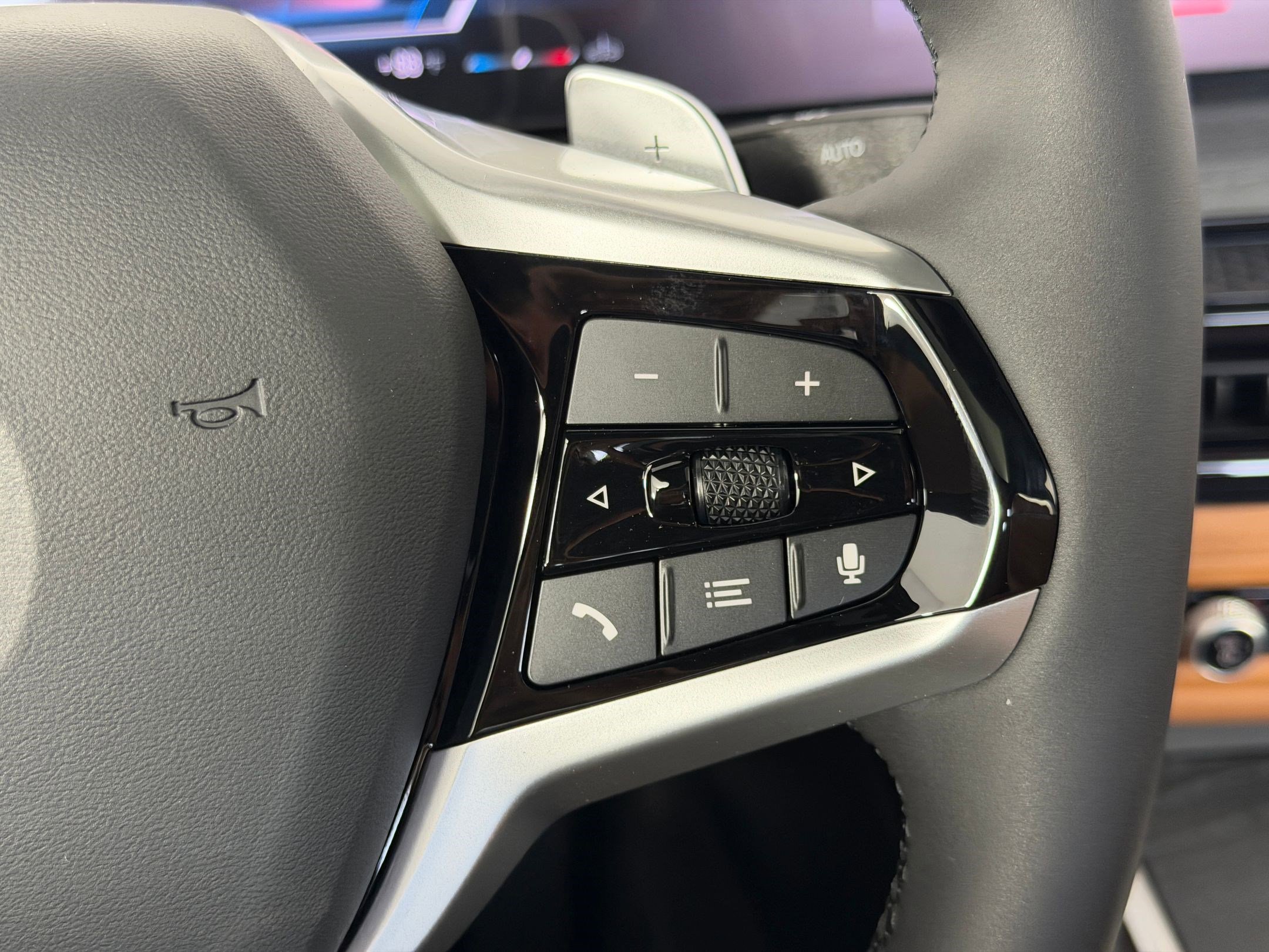 New 2026 BMW 330i Sedan w/ Premium Package image 27