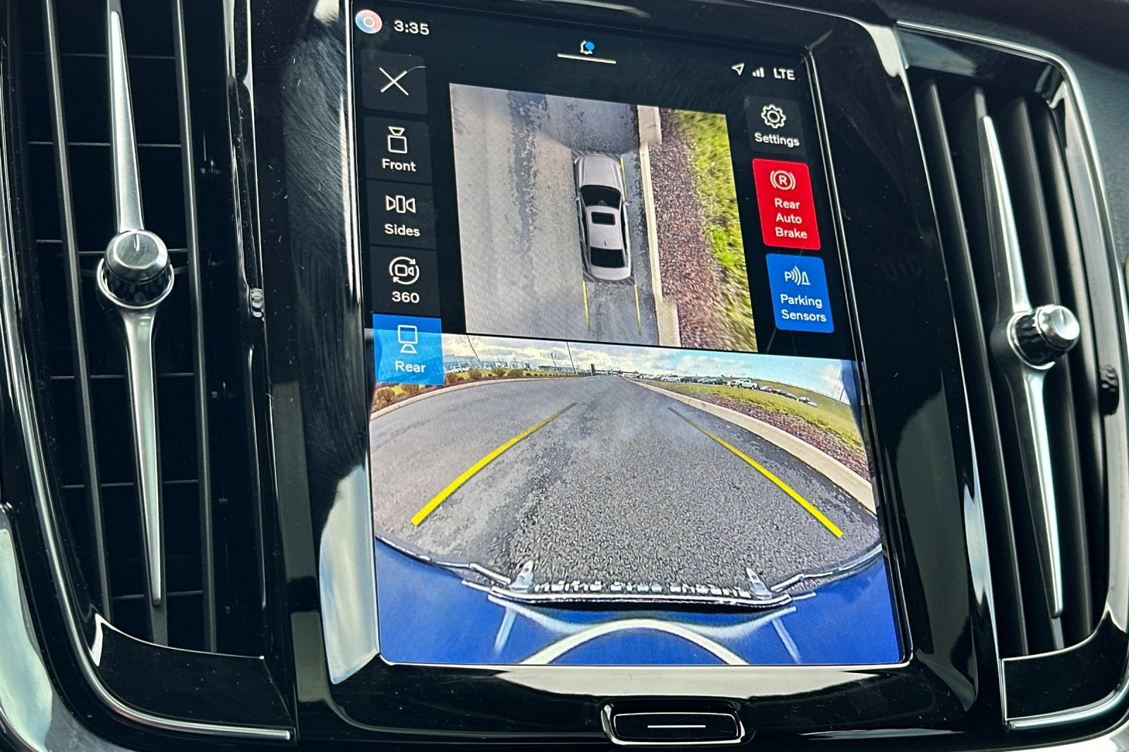 Used 2025 Volvo S90 B6 Plus w/ Protection Package Premier image 22