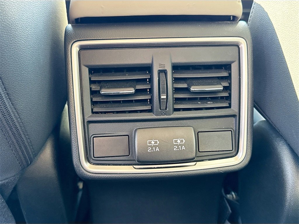 Used 2024 Subaru Forester Premium image 25