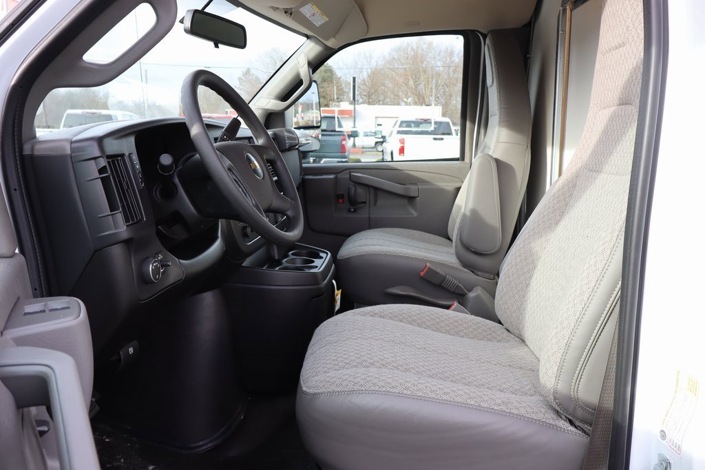 New 2025 Chevrolet Express 3500 w/ Power Convenience Package image 3