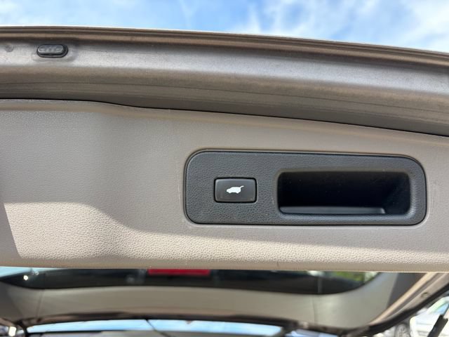 Used 2014 Honda Odyssey Touring image 16