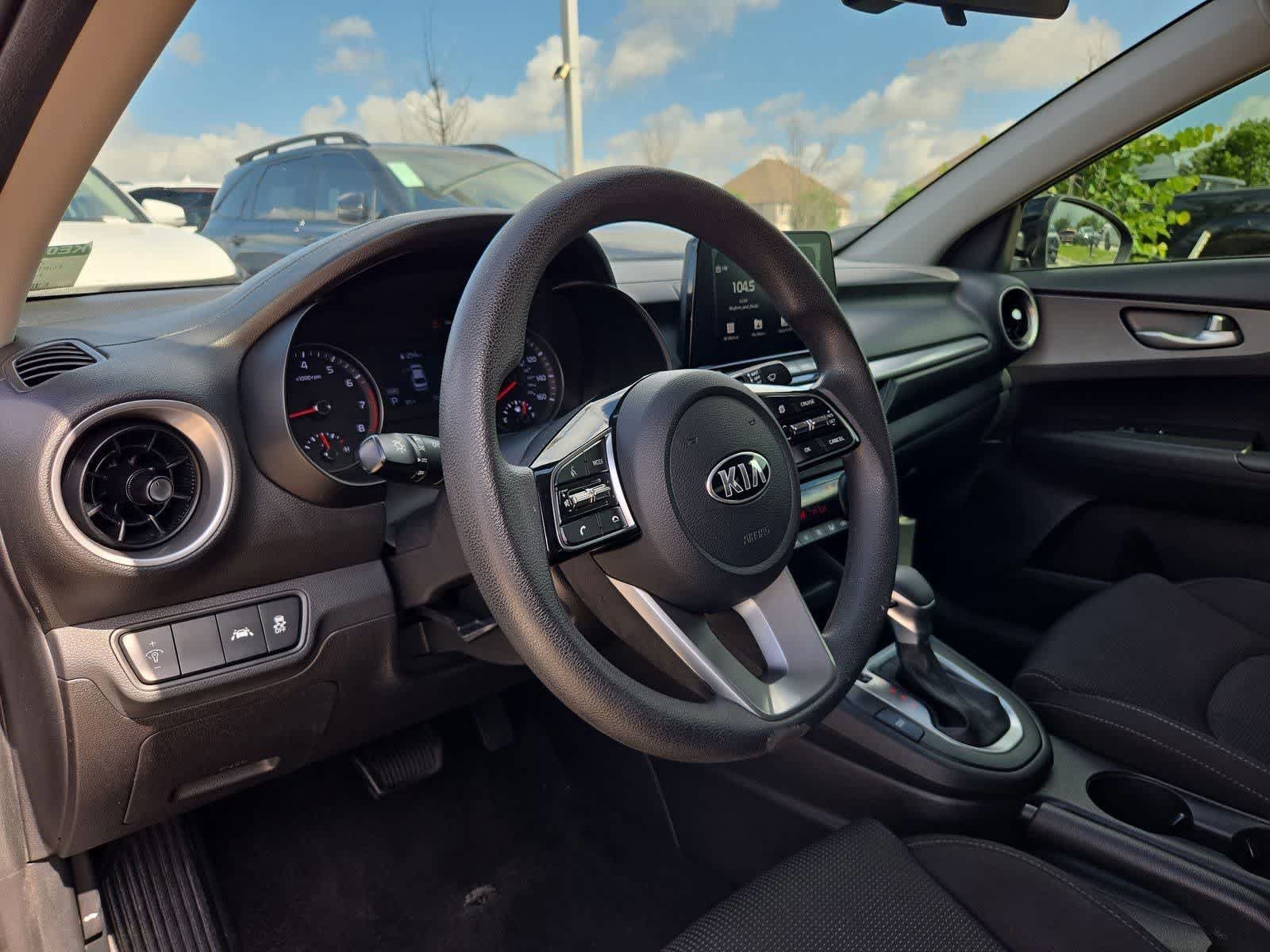 Used 2019 Kia Forte LXS FWD video 2