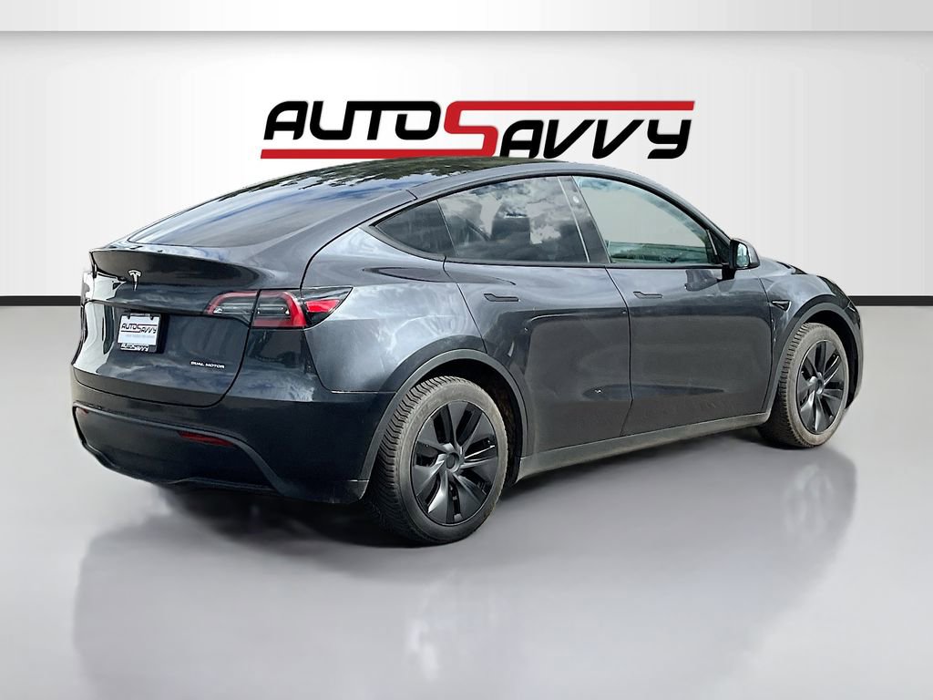 Used 2025 Tesla Model Y Long Range AWD/4WD image 7
