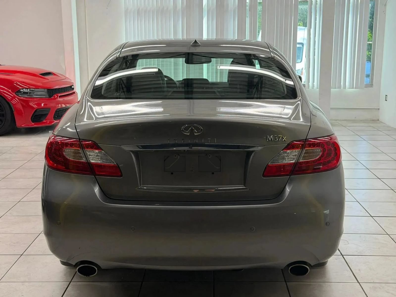 Used 2013 INFINITI M37 x w/ Premium Pkg AWD/4WD image 8