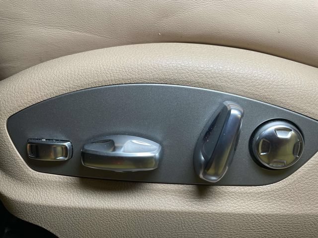 Certified 2026 Porsche Macan S AWD/4WD image 18