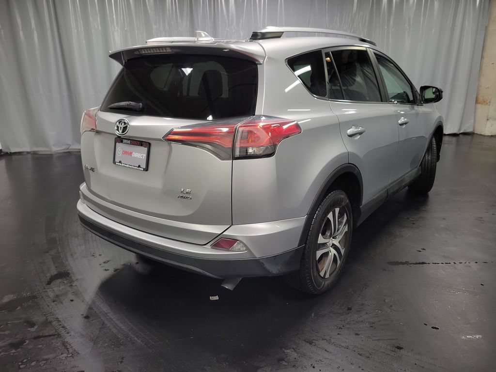 Used 2017 Toyota RAV4 LE w/ All Weather Liner Package AWD/4WD image 8