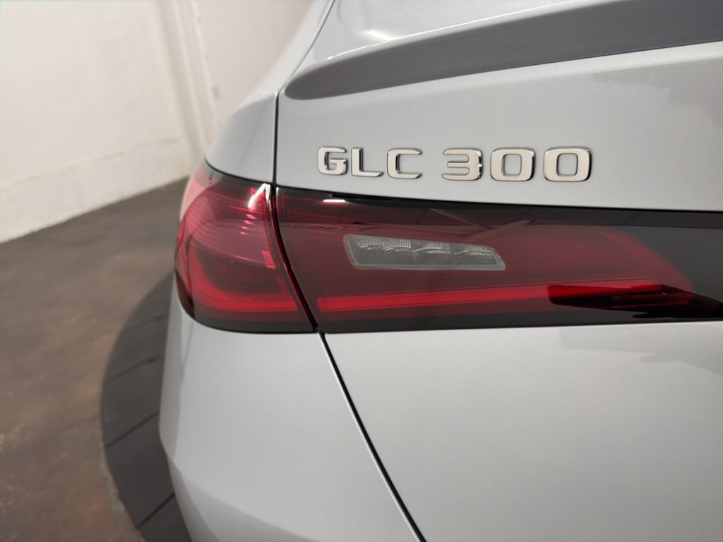 Certified 2026 Mercedes-Benz GLC 300 4MATIC image 12
