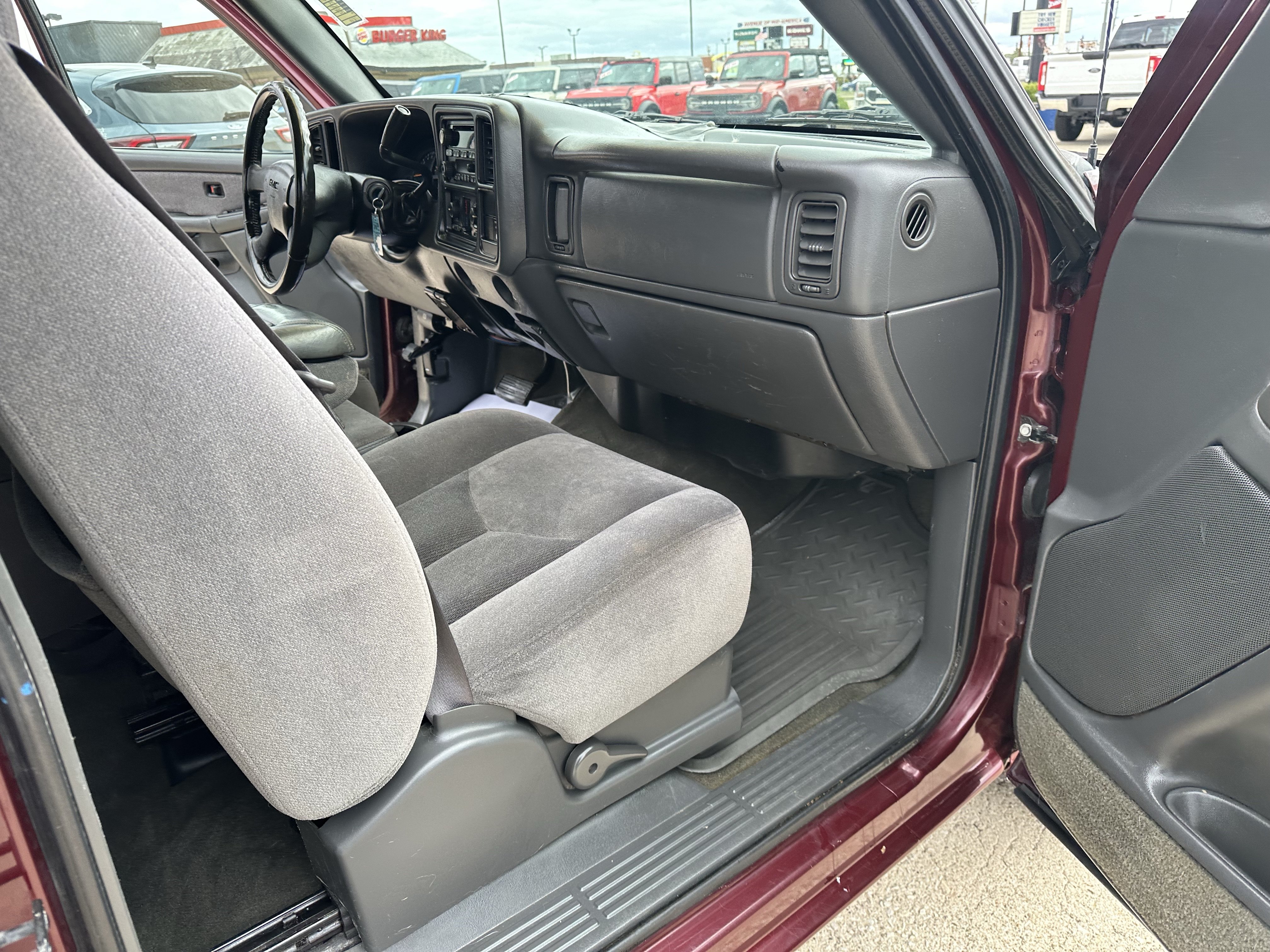 Used 2003 GMC Sierra 1500 SLE RWD image 12