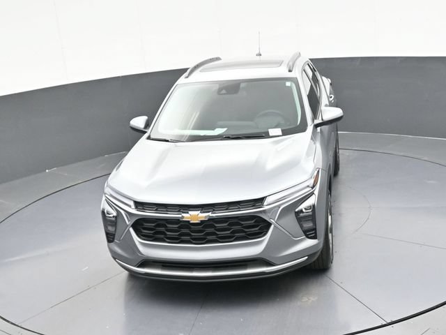 New 2026 Chevrolet Trax LT w/ Sunroof Package FWD image 58