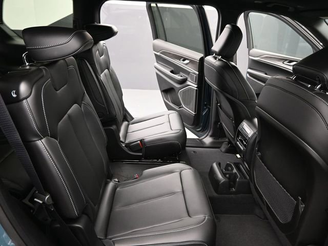 New 2026 Jeep Grand Cherokee L Limited w/ Limited Altitude Package image 20