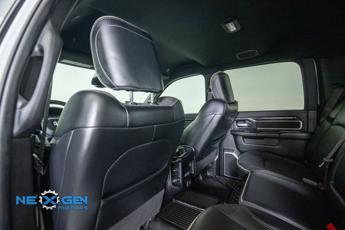 Used 2021 RAM 3500 Laramie AWD/4WD image 30