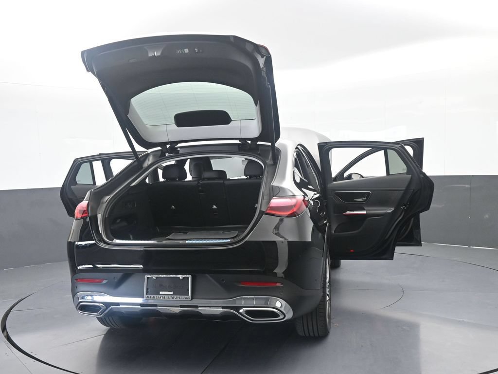 Used 2025 Mercedes-Benz GLC 300 4MATIC image 76