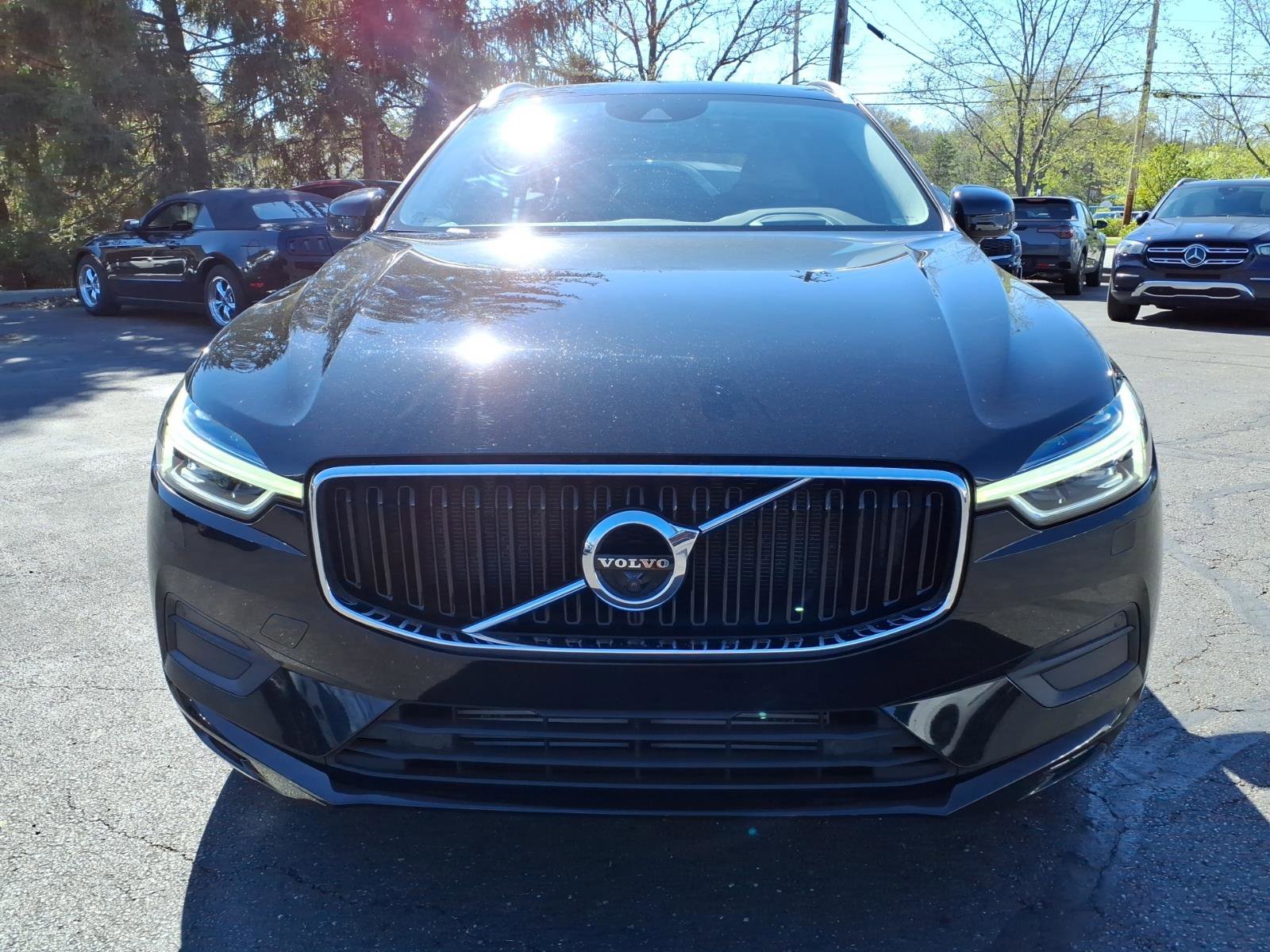 Used 2019 Volvo XC60 T5 Momentum w/ Protection Package Premier image 2