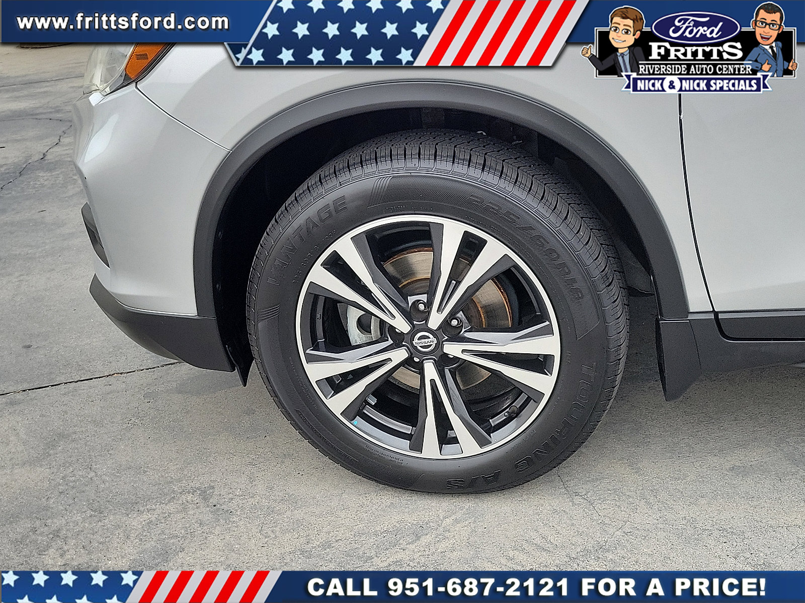 Used 2019 Nissan Rogue SV w/ Premium Package FWD image 18