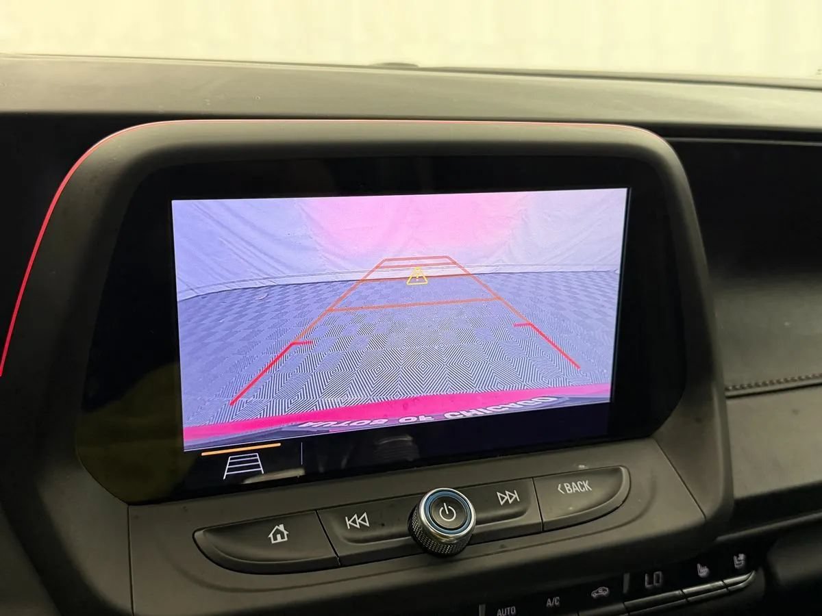 Used 2019 Chevrolet Camaro SS RWD image 21