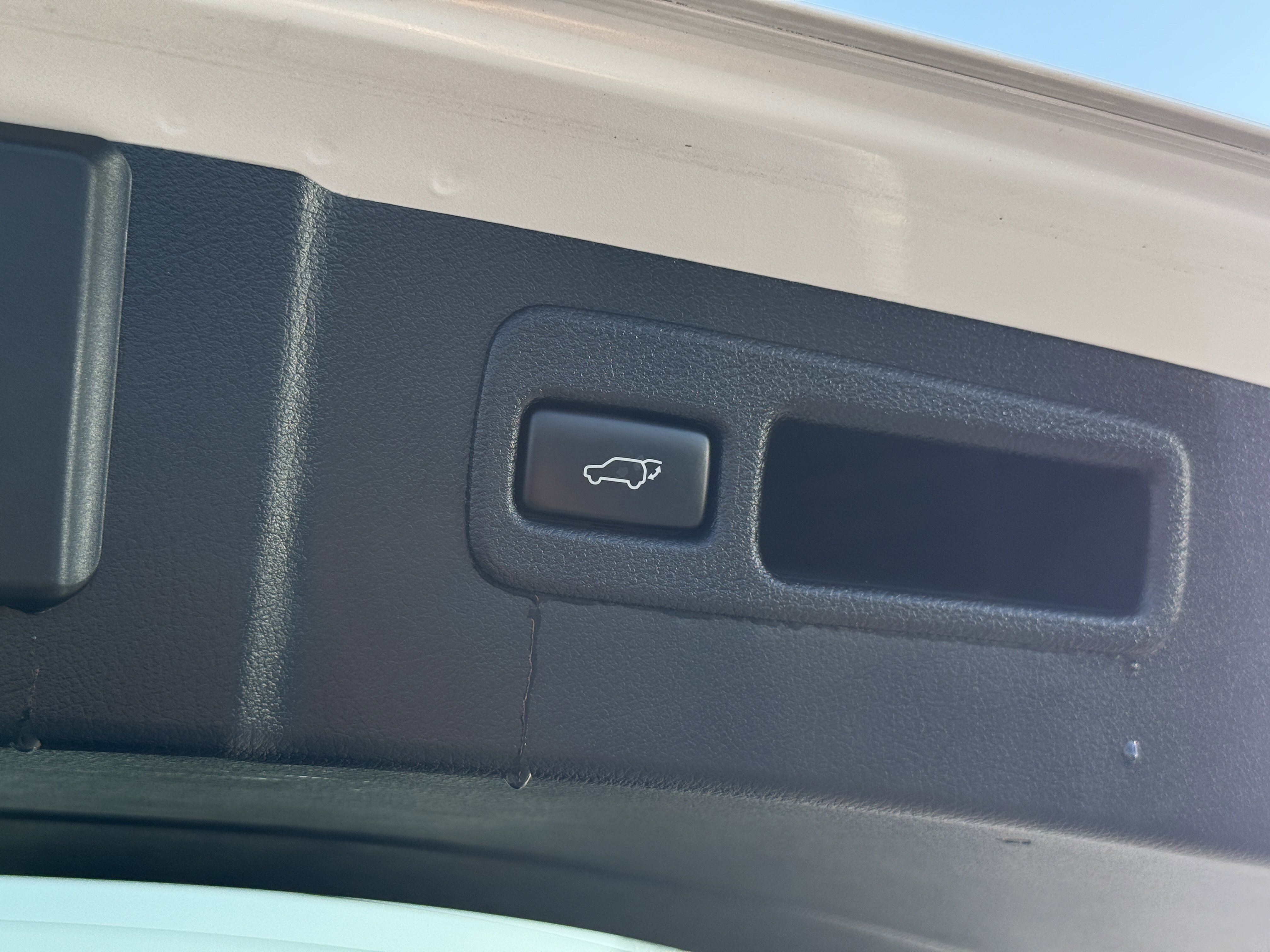 Used 2016 Lexus NX 200t FWD image 32