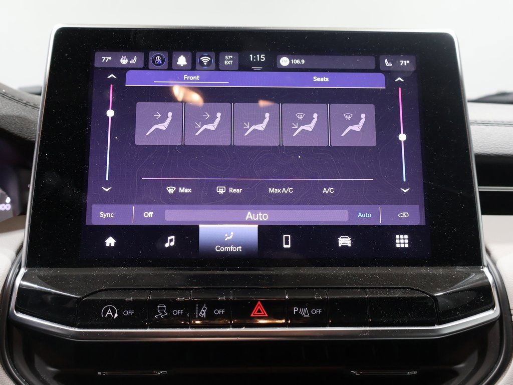 Certified 2024 Jeep Compass Limited image 32