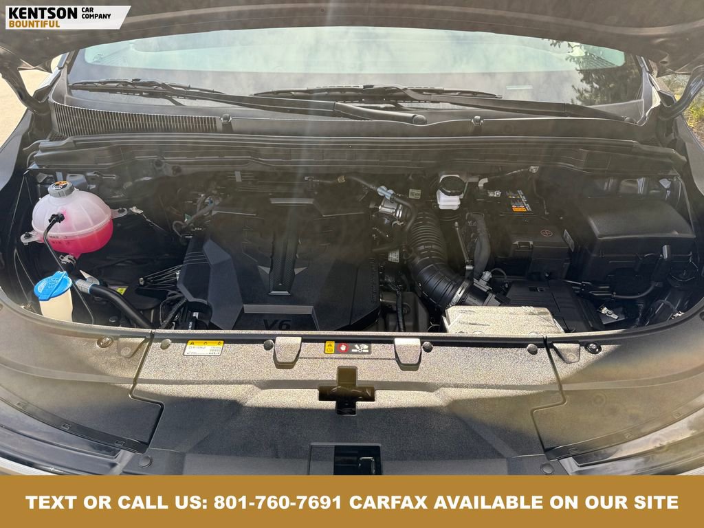 Used 2025 Kia Carnival image 37