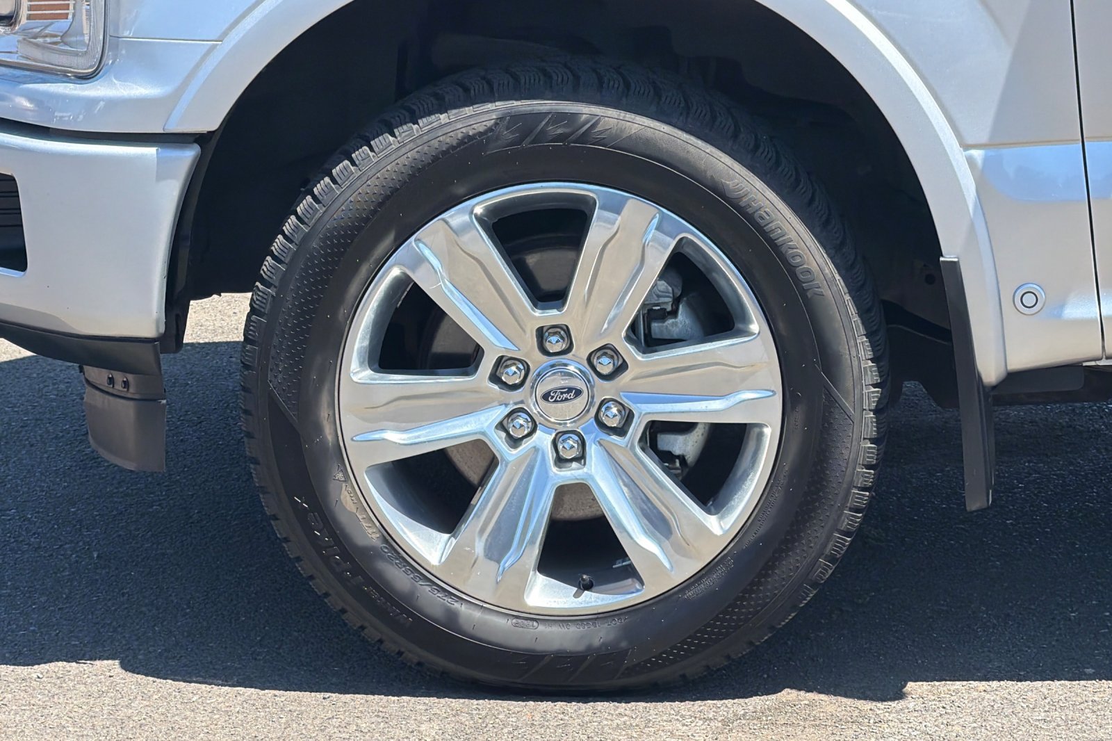 Used 2018 Ford F150 Platinum w/ Technology Package AWD/4WD image 27